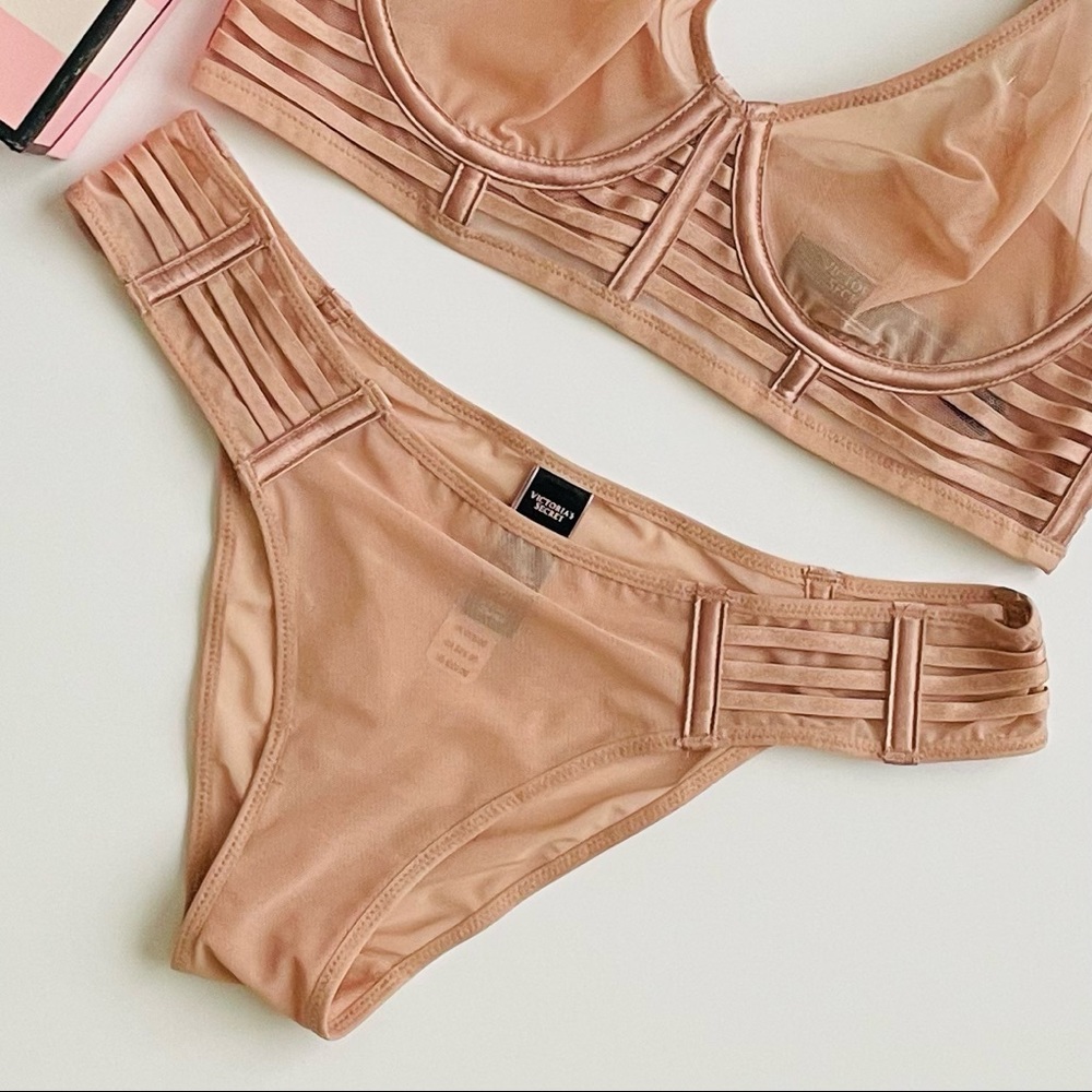 32C SMALL Victoria’s Secret nude bra set - Picture 4 of 7